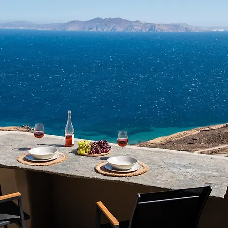 Caval Residences Vila
