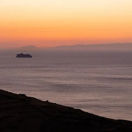 Caval Residences Falatados